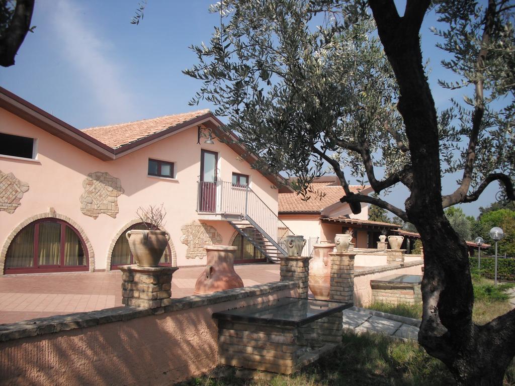Azienda Vitivinicola Sergio Del Casale ヴァスト エクステリア 写真